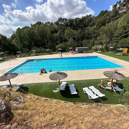 Camping El Pasqualet Hotel Caldes De Montbui Ngoại thất bức ảnh