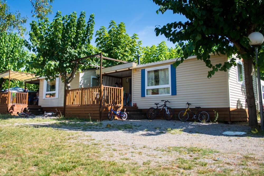 Camping El Pasqualet Hotel Caldes De Montbui Ngoại thất bức ảnh
