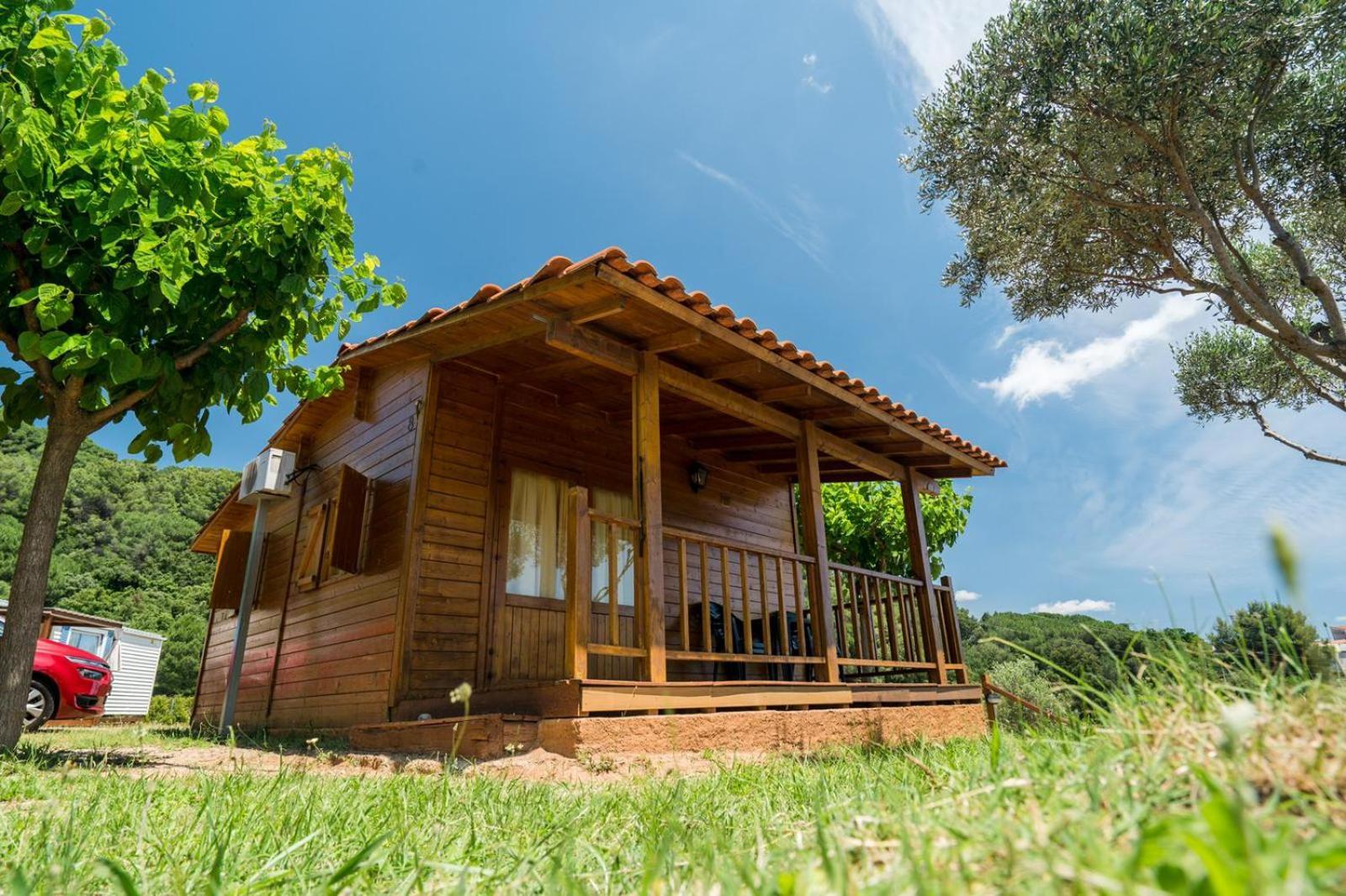 Camping El Pasqualet Hotel Caldes De Montbui Ngoại thất bức ảnh