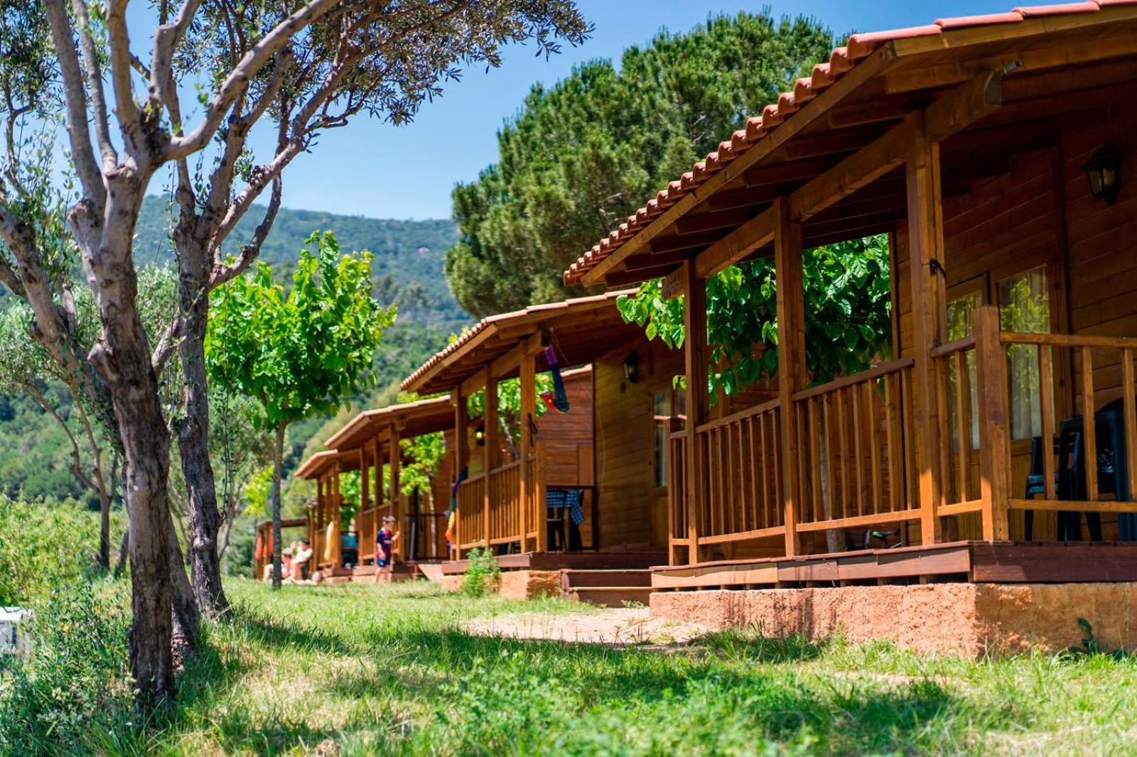 Camping El Pasqualet Hotel Caldes De Montbui Ngoại thất bức ảnh