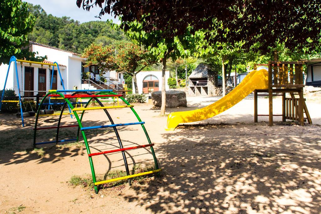 Camping El Pasqualet Hotel Caldes De Montbui Ngoại thất bức ảnh